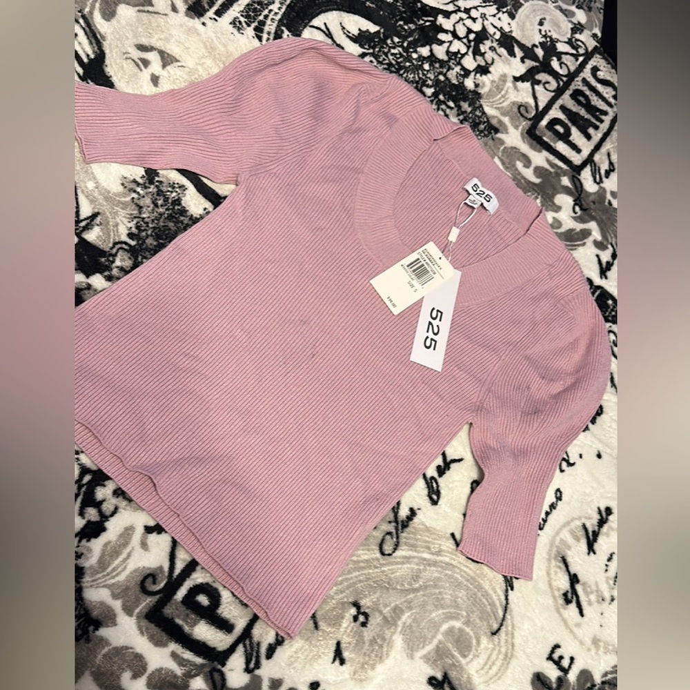 525 size small cropped top